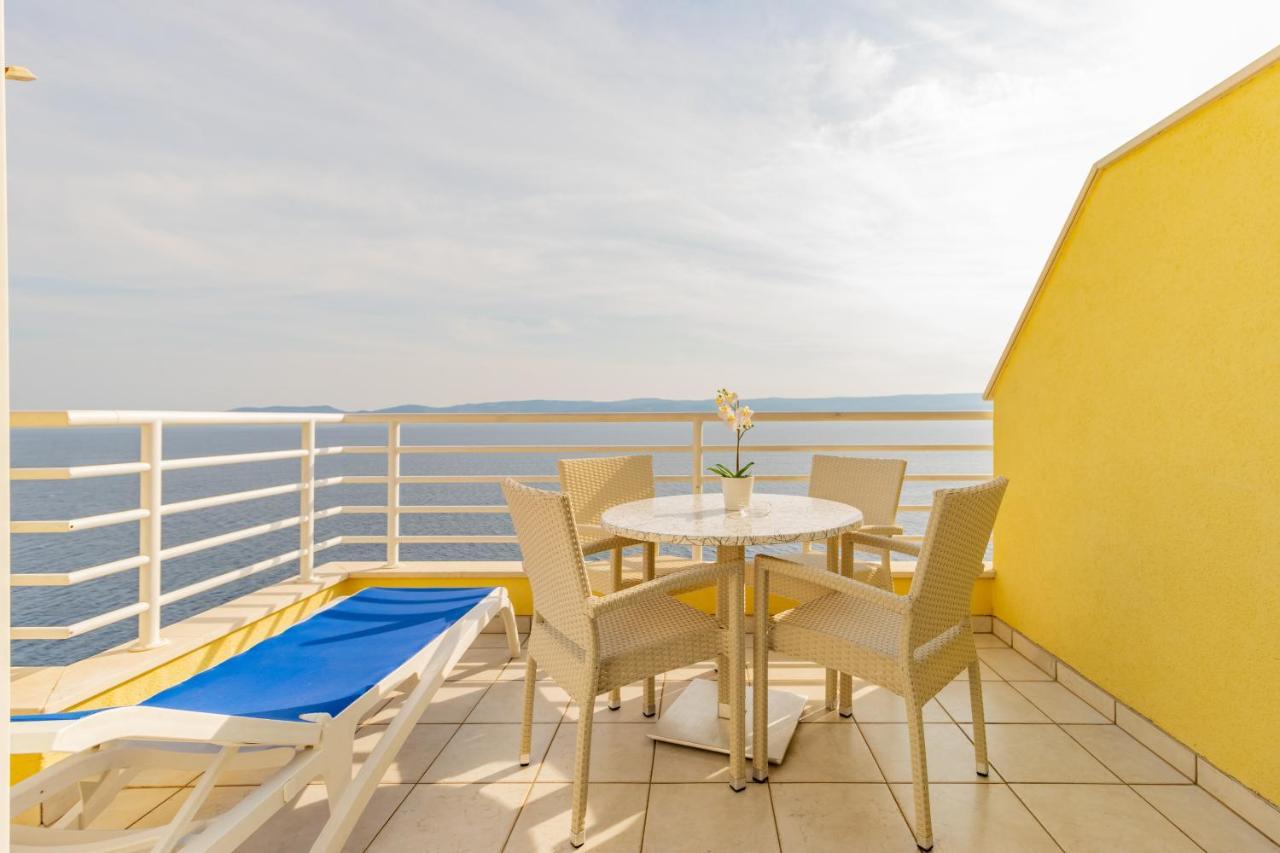Luxury Apartments Villa Ruzmarina With New Heated Infinity Pool And Lounge Area Marusici  Ngoại thất bức ảnh