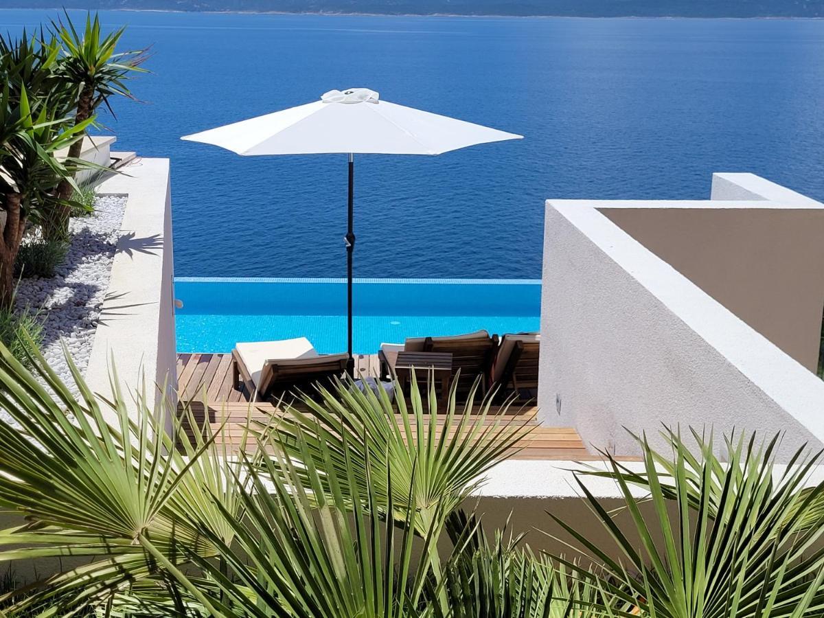 Luxury Apartments Villa Ruzmarina With New Heated Infinity Pool And Lounge Area Marusici  Ngoại thất bức ảnh